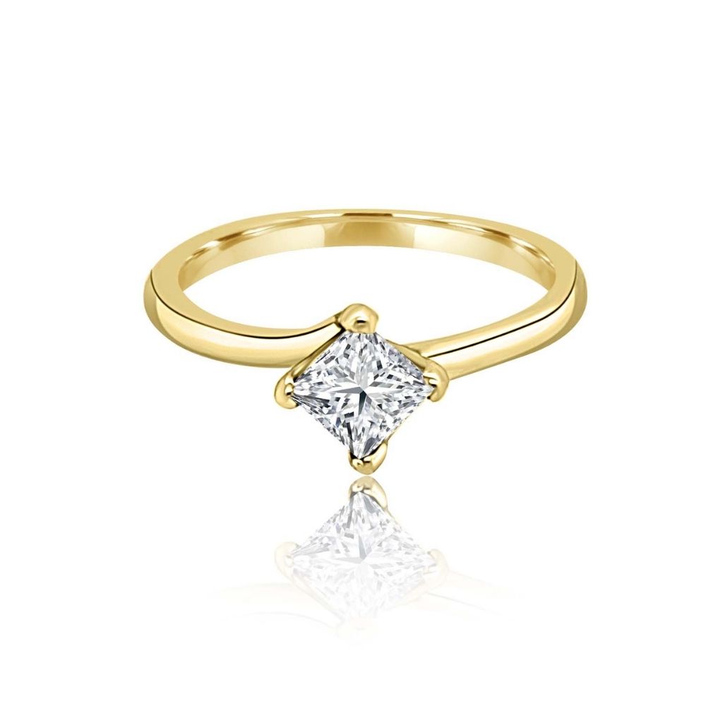 Full Gold princess cut engagement ring twisted Claw flat