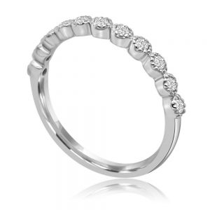 White-Vintage-round-with-millgrain-settings-diamond-wedding-band2