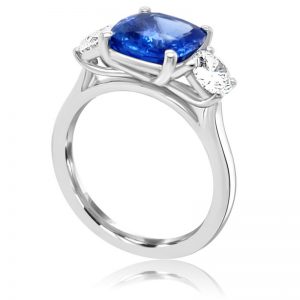 3.04ct Cushion Cut Sapphire trilogy Engagement ring wtih 0.40ct each shoulder (80ct total)