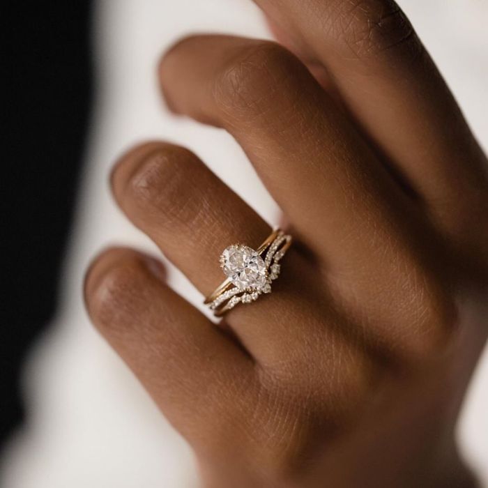 Trending Engagement Ring Styles Loved by Fashionable Women